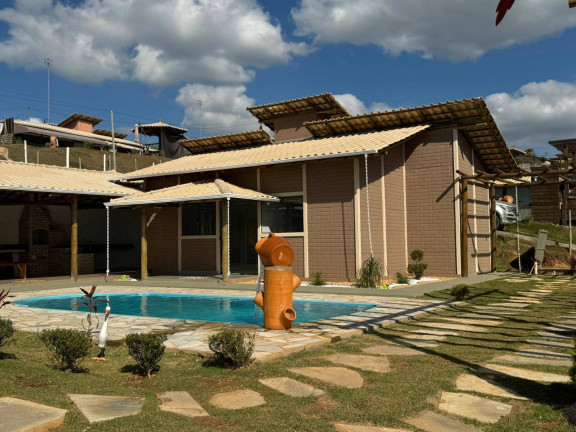Chácara com 3 Quartos à Venda, 1 m² em Pedras - Itatiaiuçu