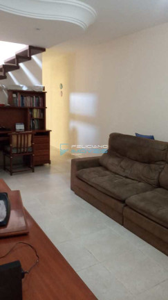 Imagem Casa com 3 Quartos à Venda, 175 m² em Guilhermina - Praia Grande Imagem Casa com 3 Quartos à Venda, 175 m² em Guilhermina - Praia Grande