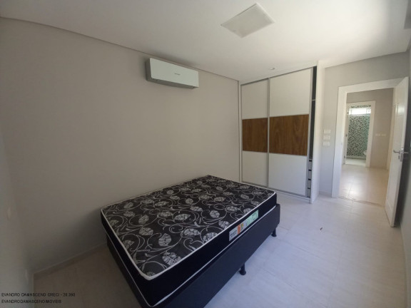 Imagem Casa com 4 Quartos à Venda, 600 m² em Busca Vida (abrantes) - Camaçari