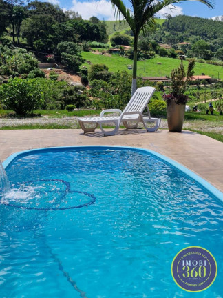 Imagem Imóvel com 3 Quartos à Venda, 3.726 m² em Centro - Pedra Bela Imagem Imóvel com 3 Quartos à Venda, 3.726 m² em Centro - Pedra Bela