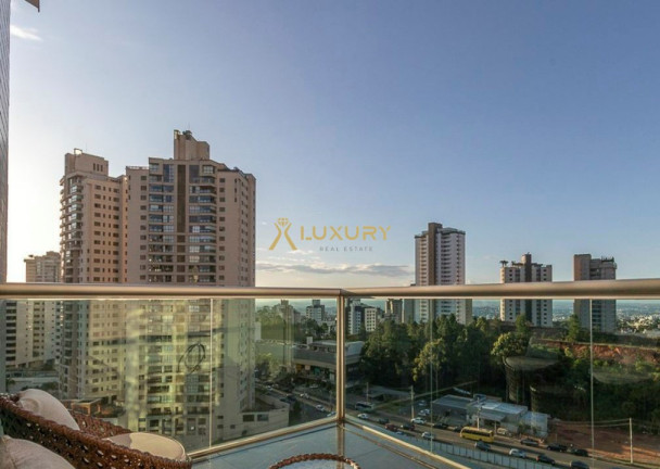 Imagem Imóvel com 4 Quartos à Venda, 180 m² em Vila Da Serra - Nova Lima Imagem Imóvel com 4 Quartos à Venda, 180 m² em Vila Da Serra - Nova Lima