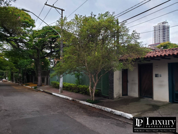Imagem Sobrado com 4 Quartos à Venda, em Vila Madalena - São Paulo Imagem Sobrado com 4 Quartos à Venda, em Vila Madalena - São Paulo