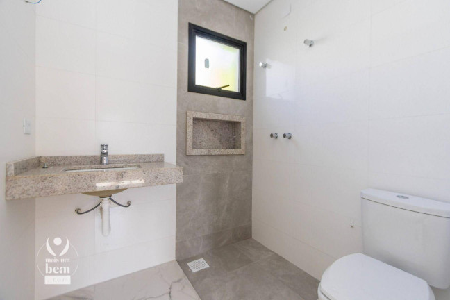 Imagem Sobrado com 3 Quartos à Venda, 101 m² em Bairro Alto - Curitiba
