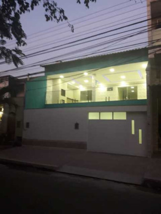 Imagem Imóvel com 4 Quartos à Venda, 200 m² em Campo Grande - Rio De Janeiro Imagem Imóvel com 4 Quartos à Venda, 200 m² em Campo Grande - Rio De Janeiro