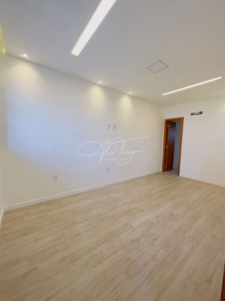 Imagem Casa com 3 Quartos à Venda, 267 m² em Planalto De Carapina - Serra