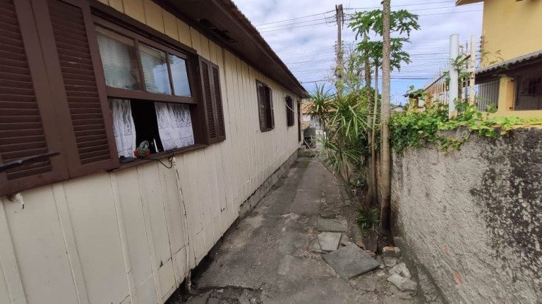 Imagem Imóvel com 1 Quarto à Venda, em Centro - Imbituba Imagem Imóvel com 1 Quarto à Venda, em Centro - Imbituba