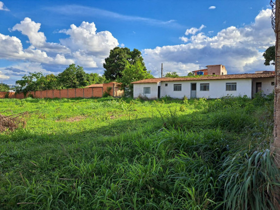 Imagem Terreno à Venda, 2 m² em Edgar Pereira - Montes Claros Imagem Terreno à Venda, 2 m² em Edgar Pereira - Montes Claros