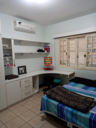 Imagem Casa com 4 Quartos à Venda, 315 m² em Capoeiras - Florianópolis Imagem Casa com 4 Quartos à Venda, 315 m² em Capoeiras - Florianópolis