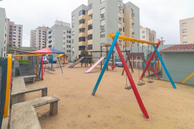 Imagem Imóvel com 2 Quartos à Venda, em Sarandi - Porto Alegre Imagem Imóvel com 2 Quartos à Venda, em Sarandi - Porto Alegre