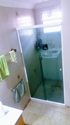 Imagem Casa com 5 Quartos à Venda, 700 m²