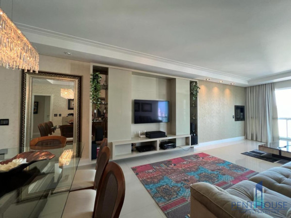 Apartamento com 3 Quartos à Venda, 132 m² em Centro - Balneário Camboriú