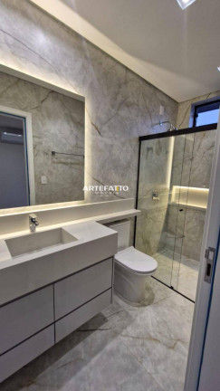 Imagem Casa com 3 Quartos à Venda, 238 m² Imagem Casa com 3 Quartos à Venda, 238 m²