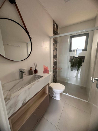 Imagem Imóvel com 3 Quartos à Venda, 180 m² em São Judas - Itajaí Imagem Imóvel com 3 Quartos à Venda, 180 m² em São Judas - Itajaí