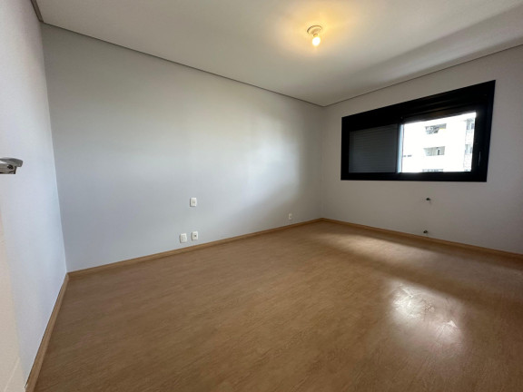 Imagem Apartamento com 2 Quartos à Venda, 126 m² em Sanvitto - Caxias Do Sul