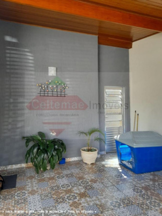 Imagem Casa com 2 Quartos à Venda, 74 m² em Vila Sao Geraldo - Taubaté Imagem Casa com 2 Quartos à Venda, 74 m² em Vila Sao Geraldo - Taubaté