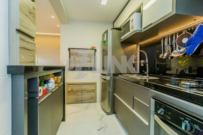 Imagem Apartamento com 2 Quartos à Venda, 70 m² em Menino Deus - Porto Alegre