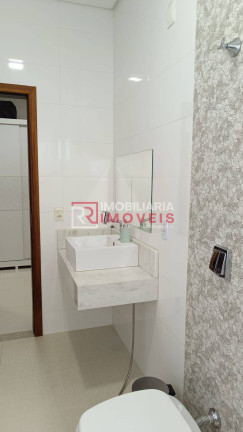 Imagem Casa com 3 Quartos à Venda, 490 m² em Bandeirantes - Lucas Do Rio Verde Imagem Casa com 3 Quartos à Venda, 490 m² em Bandeirantes - Lucas Do Rio Verde