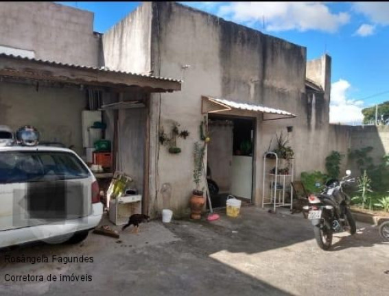 Imagem Casa com 2 Quartos à Venda, em São José - Poços De Caldas Imagem Casa com 2 Quartos à Venda, em São José - Poços De Caldas