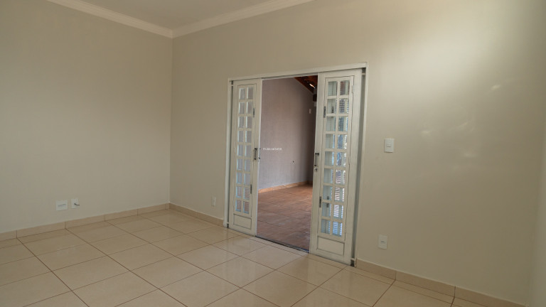 Imagem Sobrado com 4 Quartos à Venda, 288 m² em Planalto Verde - Ribeirão Preto Imagem Sobrado com 4 Quartos à Venda, 288 m² em Planalto Verde - Ribeirão Preto
