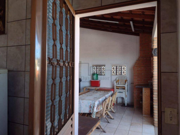Imagem Casa com 3 Quartos à Venda, 330 m² em Vila Barão - Sorocaba Imagem Casa com 3 Quartos à Venda, 330 m² em Vila Barão - Sorocaba