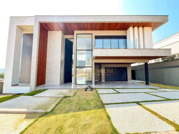Sobrado com 4 Quartos à Venda, 426 m² em Urbanova - São José Dos Campos