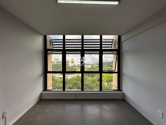 Imagem Sala Comercial para Alugar, 33 m² em Asa Sul - Brasília Imagem Sala Comercial para Alugar, 33 m² em Asa Sul - Brasília