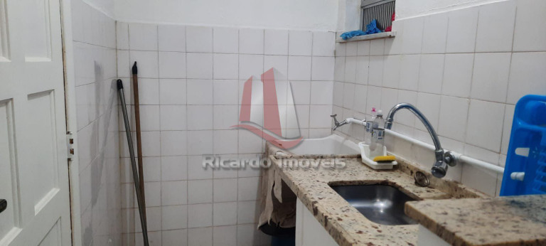 Imagem Imóvel com 1 Quarto à Venda, 60 m² em Peró - Cabo Frio Imagem Imóvel com 1 Quarto à Venda, 60 m² em Peró - Cabo Frio