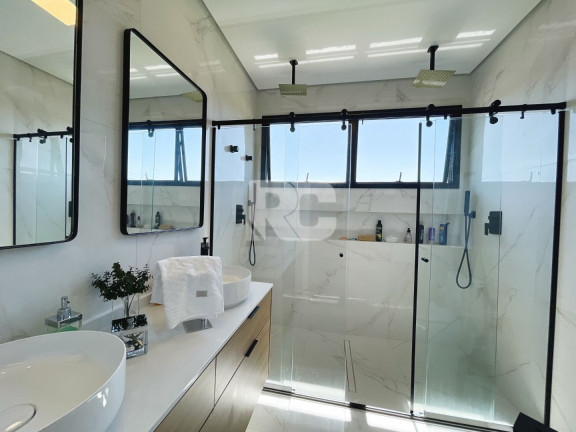 Imagem Casa com 3 Quartos à Venda, 370 m² em Aruã Brisas - Mogi Das Cruzes Imagem Casa com 3 Quartos à Venda, 370 m² em Aruã Brisas - Mogi Das Cruzes