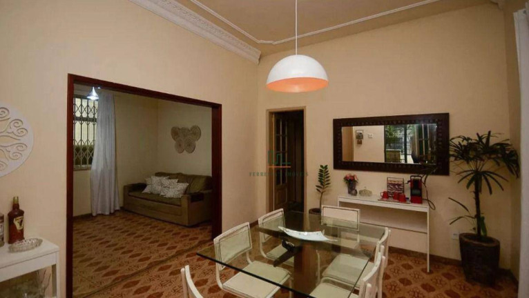Casa com 5 Quartos à Venda, 450 m² em Boa Viagem - Niterói