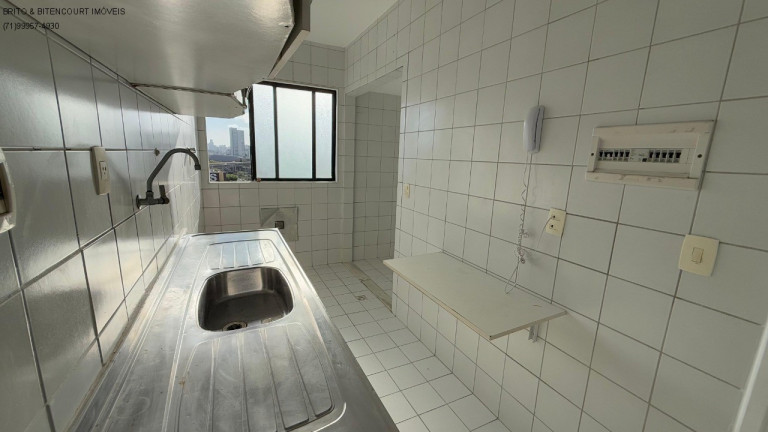 Imagem Imóvel com 3 Quartos à Venda, 75 m² em Imbuí - Salvador