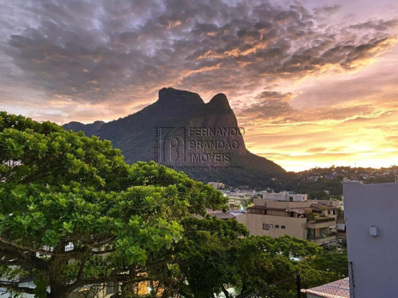 Imagem Imóvel com 4 Quartos à Venda, 346 m² em Barra Da Tijuca - Rio De Janeiro Imagem Imóvel com 4 Quartos à Venda, 346 m² em Barra Da Tijuca - Rio De Janeiro