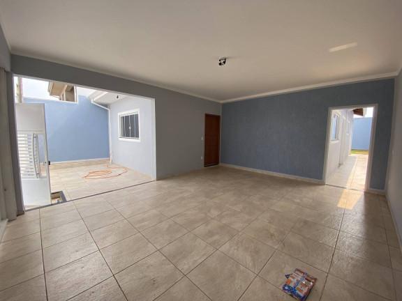 Casa com 2 Quartos à Venda, 300 m² em Jardim Itamarati - Botucatu