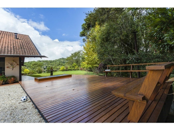 Imagem Imóvel com 4 Quartos à Venda, 640 m² em Vila Piramba - Campos Do Jordão