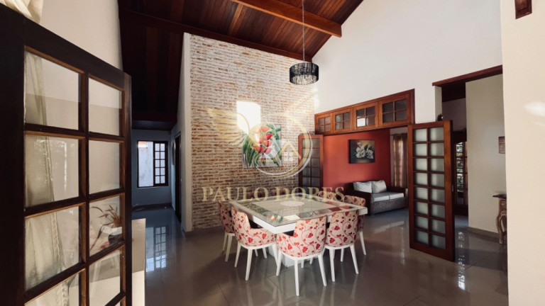 Imagem Casa com 4 Quartos à Venda, 298 m² em Centro - Ubatuba Imagem Casa com 4 Quartos à Venda, 298 m² em Centro - Ubatuba