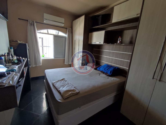 Imagem Casa com 3 Quartos à Venda, 430 m² em Flórida - Praia Grande Imagem Casa com 3 Quartos à Venda, 430 m² em Flórida - Praia Grande