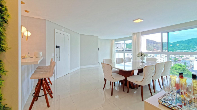 Imagem Apartamento com 4 Quartos à Venda, 129 m² em Centro - Balneário Camboriú