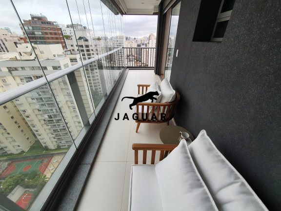 Imagem Imóvel com 3 Quartos à Venda, 255 m² em Vila Nova Conceição - São Paulo