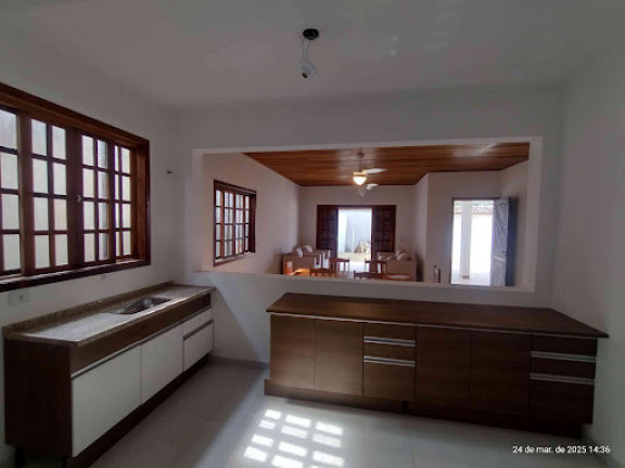 Imagem Casa com 4 Quartos à Venda, 120 m² em Jardim Indaiá - Bertioga Imagem Casa com 4 Quartos à Venda, 120 m² em Jardim Indaiá - Bertioga