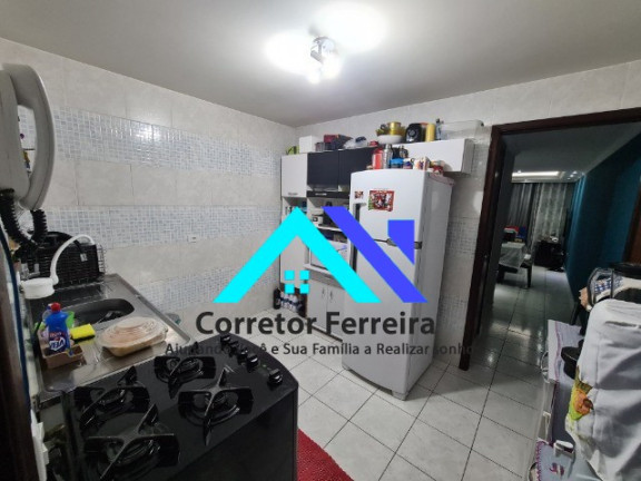 Imagem Sobrado com 2 Quartos à Venda,  em Parque Pinheiros - Taboão Da Serra