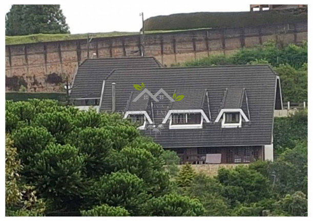 Casa com 4 Quartos à Venda, 490 m² em Alto Da Vila Inglesa - Campos Do Jordão