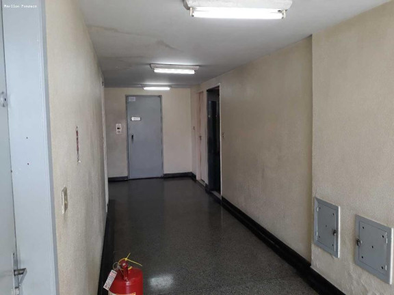 Imagem Imóvel Comercial à Venda, 25 m² em Centro - São Gonçalo Imagem Imóvel Comercial à Venda, 25 m² em Centro - São Gonçalo