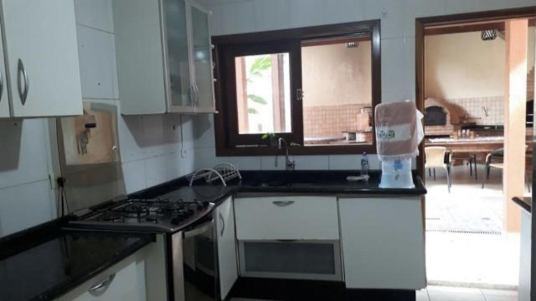 Imagem Casa com 5 Quartos à Venda, 480 m² em Horto Florestal - Ubatuba