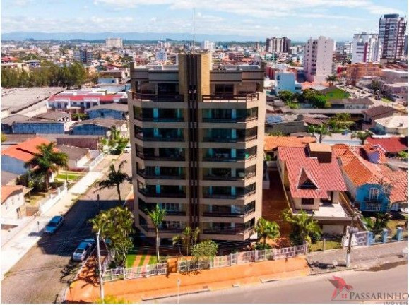 Apartamento com 3 Quartos à Venda, 129 m² em Centro - Torres