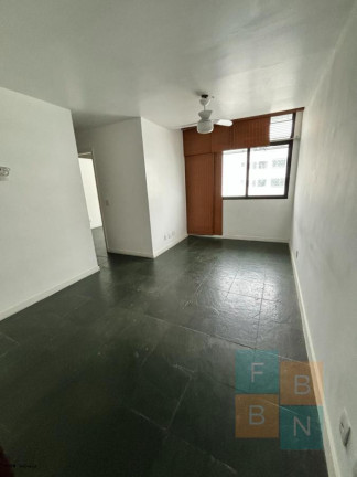 Imagem Apartamento com 2 Quartos à Venda, 75 m² em Recreio Dos Bandeirantes - Rio De Janeiro