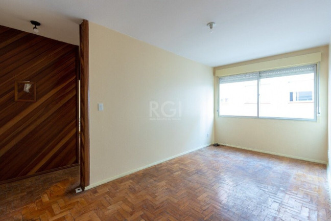 Imagem Apartamento com 2 Quartos à Venda, 71 m² em Cristal - Porto Alegre Imagem Apartamento com 2 Quartos à Venda, 71 m² em Cristal - Porto Alegre