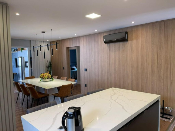 Imagem Casa com 3 Quartos à Venda, 360 m² em Pedra Branca - Palhoça Imagem Casa com 3 Quartos à Venda, 360 m² em Pedra Branca - Palhoça