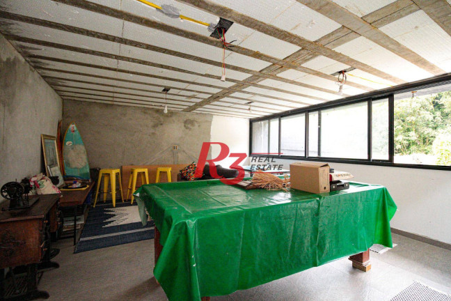 Imagem Casa com 3 Quartos à Venda, 436 m² em Marapé - Santos Imagem Casa com 3 Quartos à Venda, 436 m² em Marapé - Santos