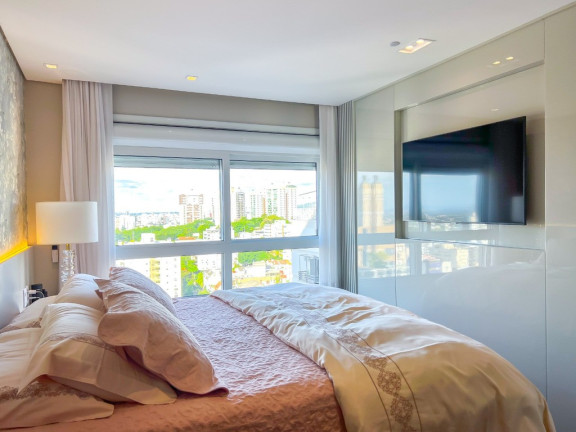 Imagem Apartamento com 3 Quartos à Venda, 209 m² em Higienópolis - Porto Alegre Imagem Apartamento com 3 Quartos à Venda, 209 m² em Higienópolis - Porto Alegre