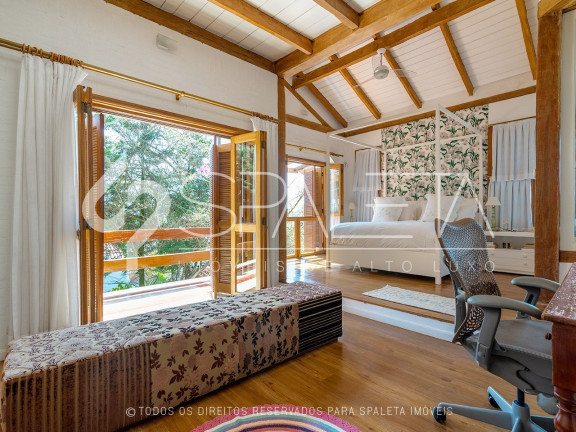 Imagem Casa com 3 Quartos à Venda, em Aldeia Da Serra - Barueri Imagem Casa com 3 Quartos à Venda, em Aldeia Da Serra - Barueri