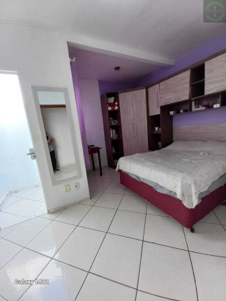 Imagem Casa com 4 Quartos à Venda, em Contorno - Ponta Grossa Imagem Casa com 4 Quartos à Venda, em Contorno - Ponta Grossa